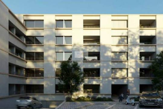 Apartamento T2 com varanda em construção ao Parque do Covelo.