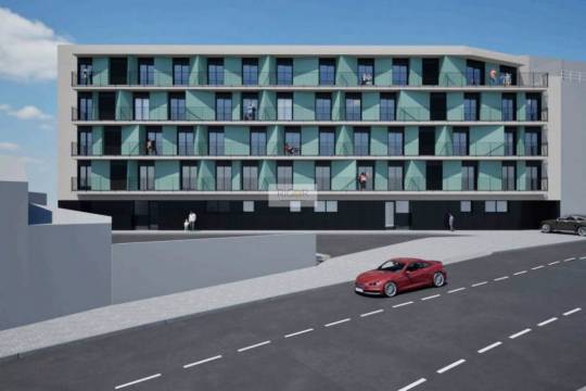 Apartamento T2 com terraço, varanda e garagem ao Pólo Universitário