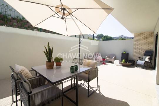 Apartamento T2 como novo com terraço- Douro Heritage Residence, Vila Nova de Gaia