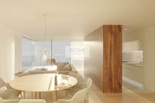 Apartamento T3 novo com varanda à seca do bacalhau