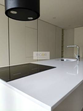 Apartamento T2 Dúplex com varanda NOVO em Matosinhos Sul
