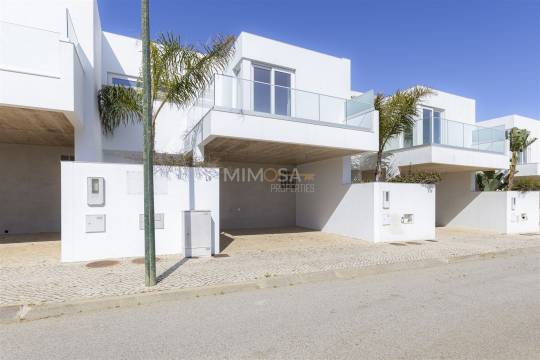 Moradia Geminada T3 Venda em Sagres,Vila do Bispo