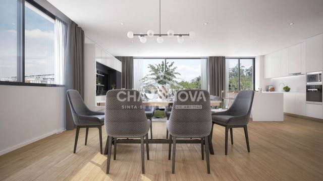Apartamento T2 Novo c/ Varanda e Garagem em Mafamude (Quinta de Cravel)