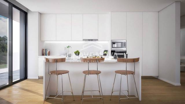 Apartamento T2 Novo c/ Varanda e Garagem em Mafamude (Quinta de Cravel)