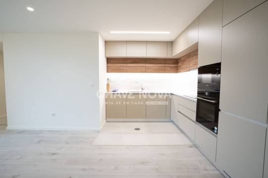 T2 + Office NOVO | CANIDELO GARDENS II | 2º PISO |
