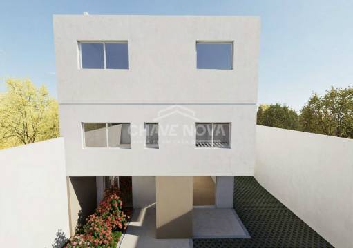 Andar-Moradia T3 Duplex com Varanda e Jardim | Perafita
