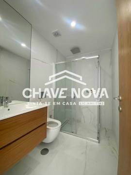 Arrendamento T1 c/lugar de garagem no Porto