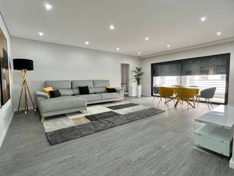 Excelente apartamento T3 em Olhão
