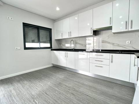 Excelente apartamento T3 em Olhão