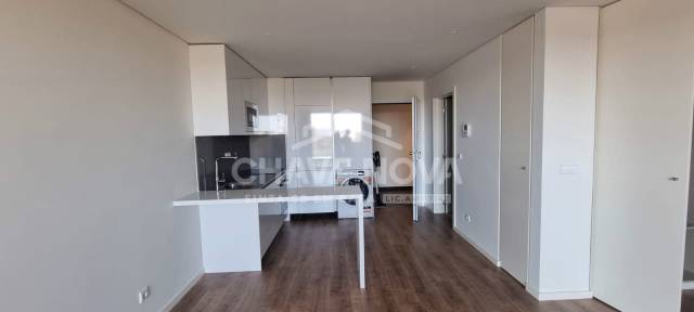 Apartamento T0 no prestigiado empreendimento Park View, em Oliveira do Douro.