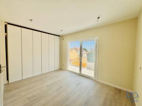 House in Sesimbra