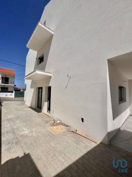 House in Sesimbra