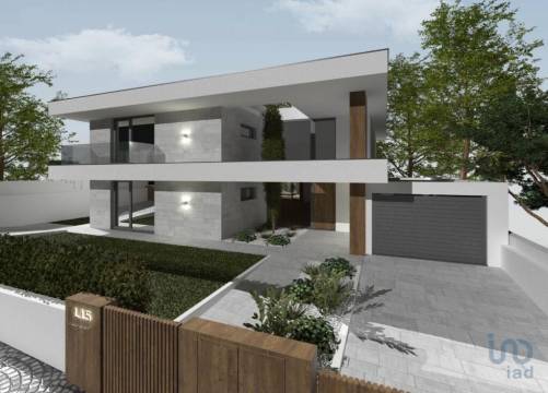 House in Almada