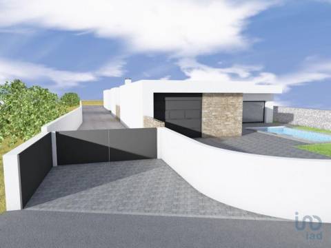 House in Alcobaça