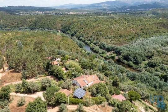 House in Arganil