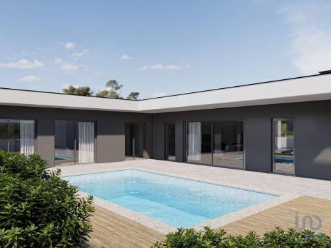 House in Caldas da Rainha