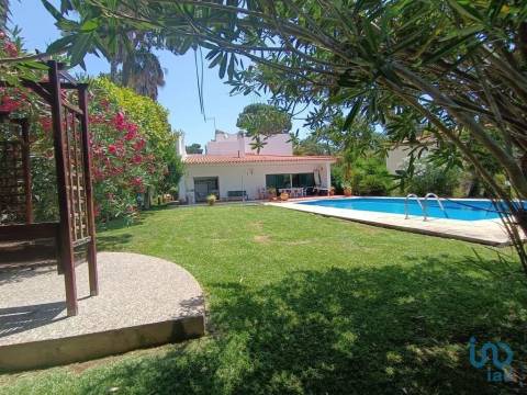 House in Almada