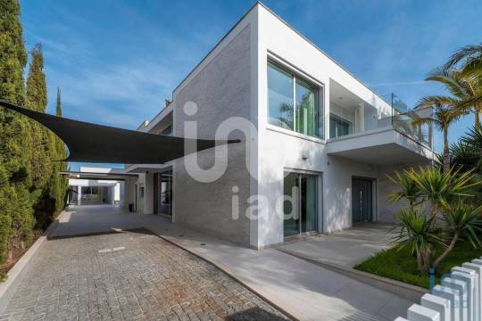 House in Faro