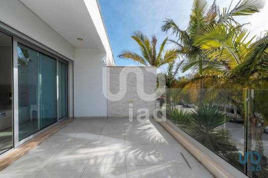 House in Faro