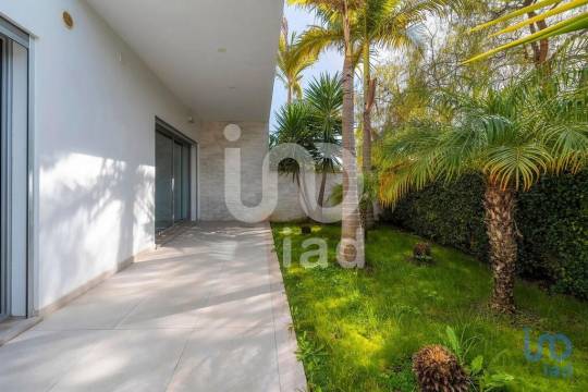 House in Faro