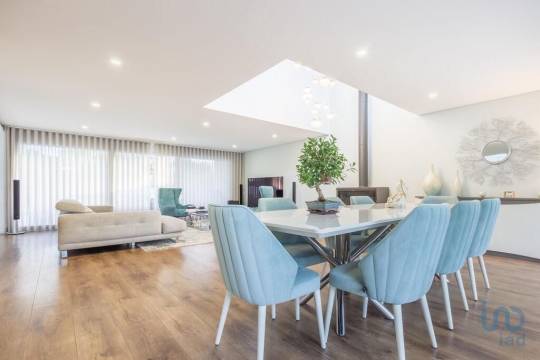 House in Almada