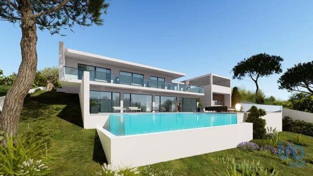 House in Rio Maior