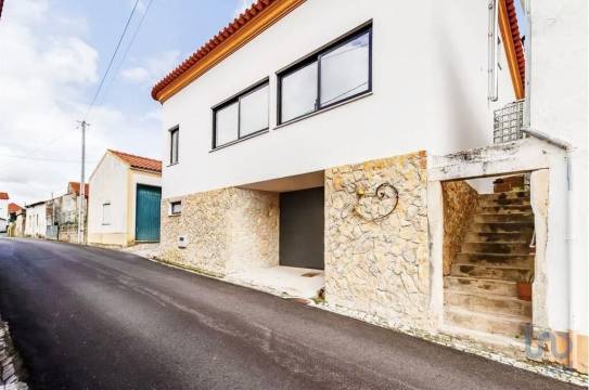 House in Batalha