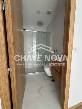 Arrendamento T1 c 2/lugar de garagem no Porto