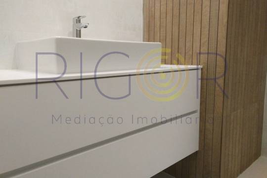 Apartamento T4 novo à rotunda da Boavista e Casa da Música