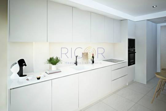 Apartamento T3 com terraço e varanda no Centro da Maia