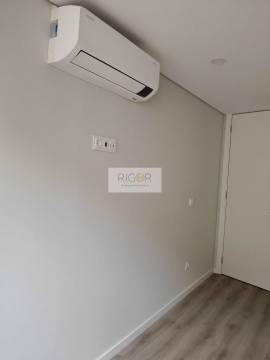 Apartamento T1 com varanda NOVO em Matosinhos Sul