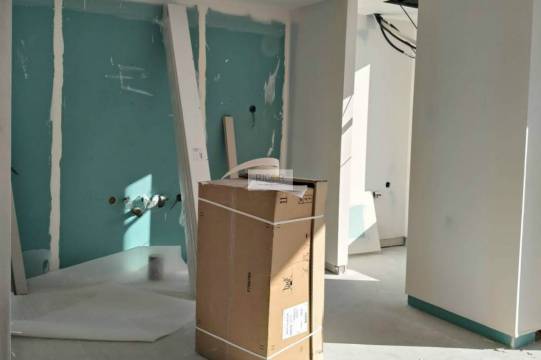 Apartamento T3, sala a poente com vista mar em Matosinhos.