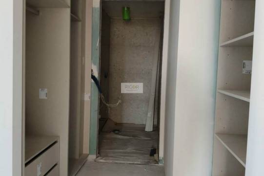 Apartamento T3, sala a poente com vista mar em Matosinhos.