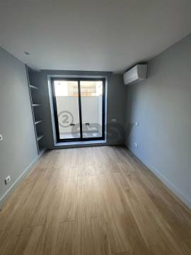 Apartamento T3 DUPLEX Arrendamento em Aldoar, Foz do Douro e Nevogilde,Porto
