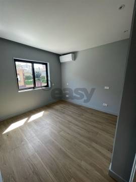 Apartamento T3 DUPLEX Arrendamento em Aldoar, Foz do Douro e Nevogilde,Porto