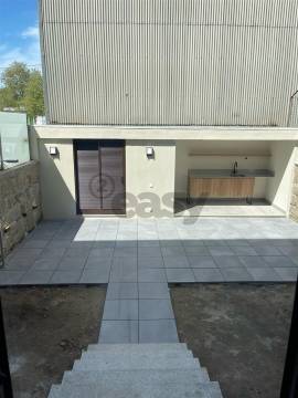 Apartamento T3 DUPLEX Arrendamento em Aldoar, Foz do Douro e Nevogilde,Porto