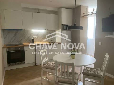 Moradia V2 Duplex Totalmente Mobilada e Equipada no Porto (Paranhos)