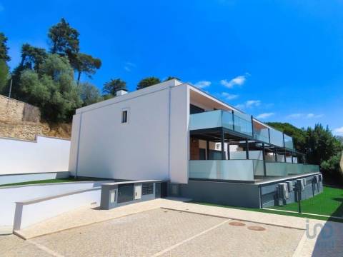 House in Leiria