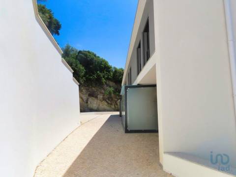 House in Leiria
