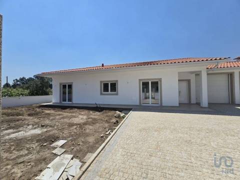 House in Albergaria a Velha