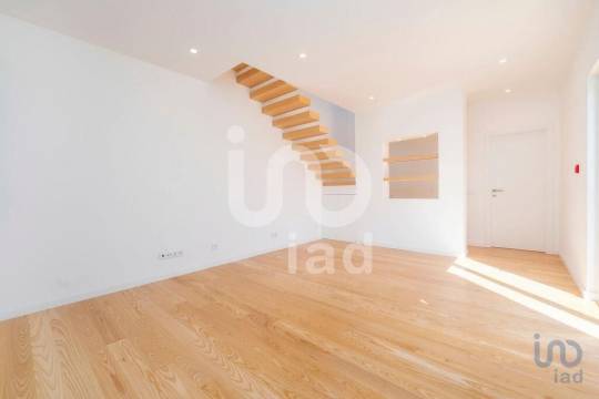 House in Faro