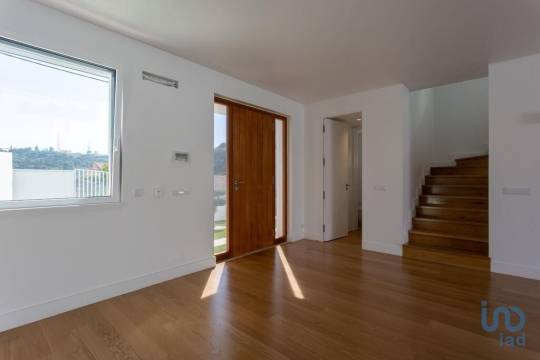 House in Sesimbra