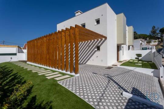 House in Sesimbra