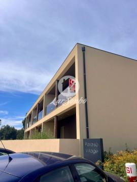 Apartamento T2 com jardim privado