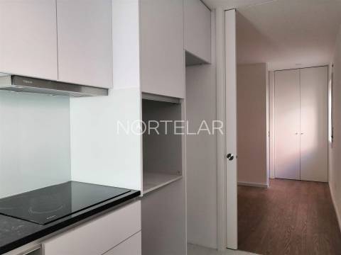 Apartamento T1 em Ribeirão para arrendar