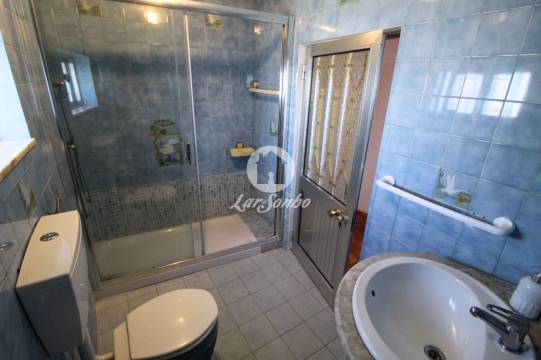 Moradia isolada T4 +1 em Barcelos