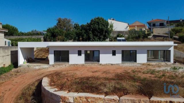 House in Cadaval