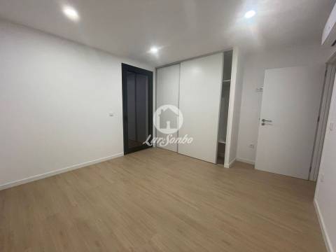 Apartamento T1 Novo junto ao IPCA