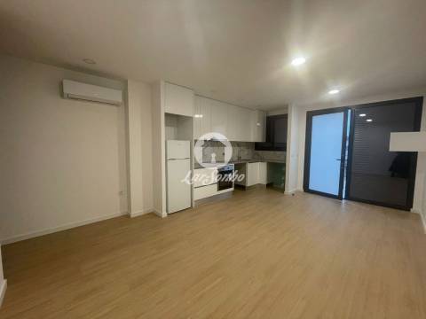 Apartamento T1 Novo junto ao IPCA