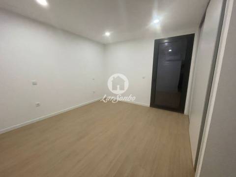 Apartamento T1 Novo junto ao IPCA